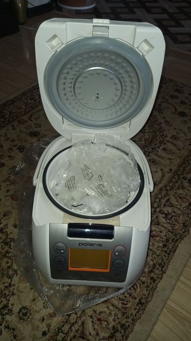 Мультиварка  новая