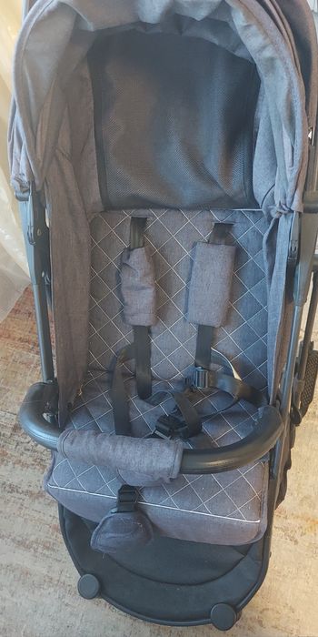 Коляска прогулочная