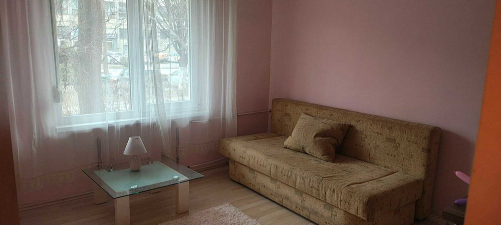 De vanzare apartament cu2 camere ideal pentru privatizare pret 112.000
