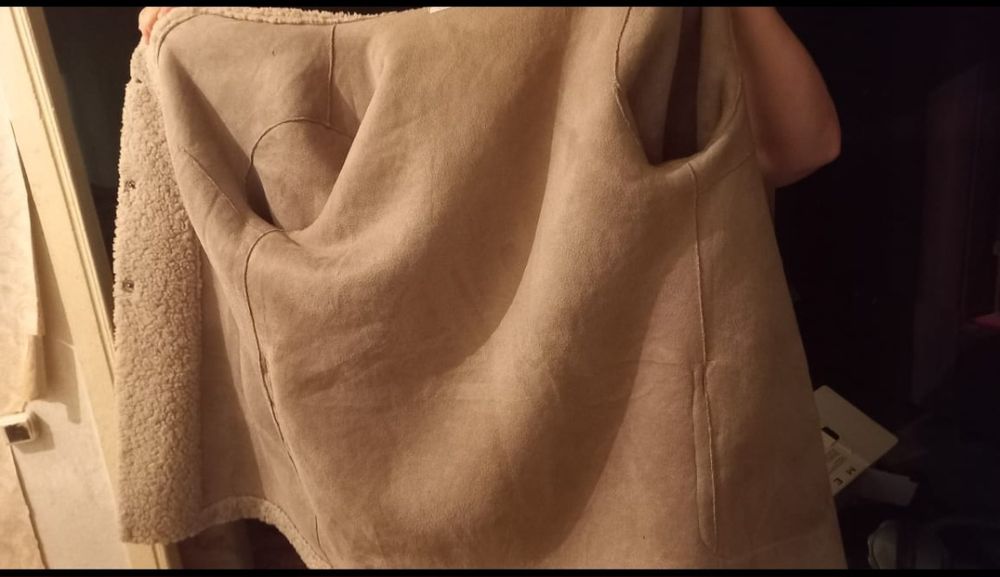 Продам пальто демисезонное