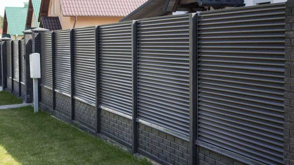 Ограда, Оградни пана от  ламарина тип щора, щори. ИЗРАБОТКА И МОНТАЖ