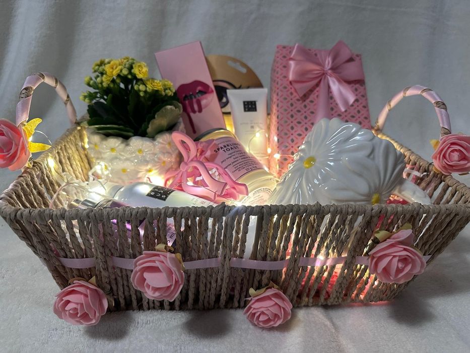 Cadouri pentru bebe si mămică