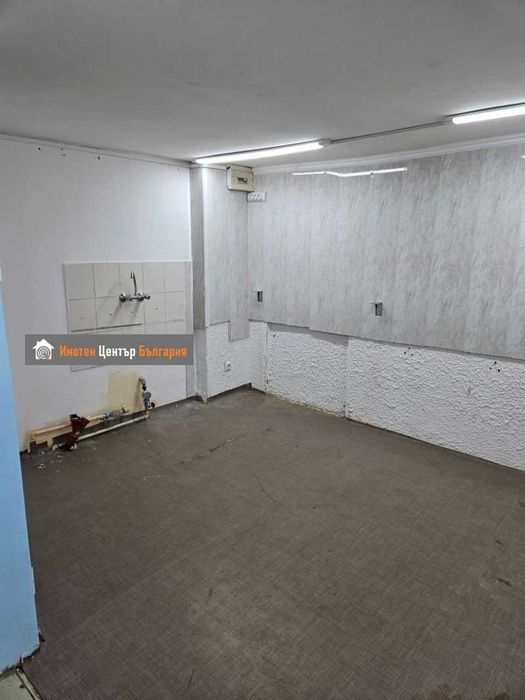Дава се под наем Магазин в София, Младост 1 - 31 кв.м за 300 € - Снимка #5