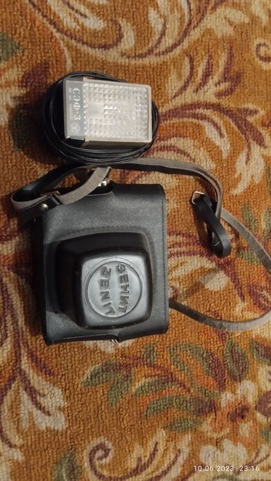 Фотоопарат зенит ЕТ