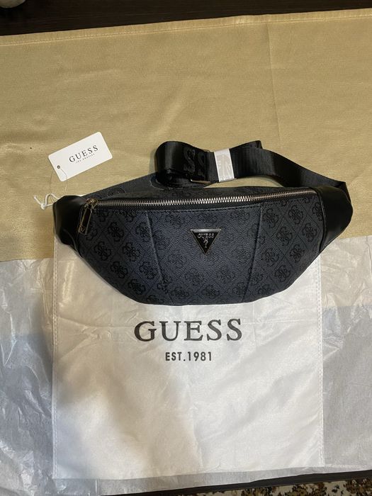 Мъжка чанта за кръста Guess
