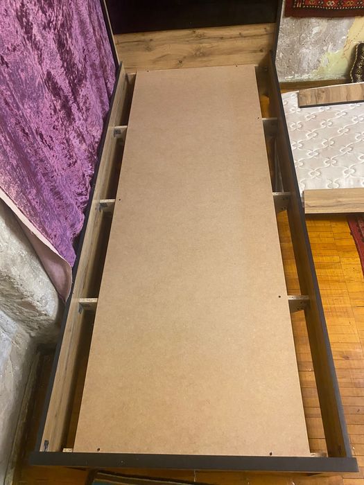 Кровать с матрасом 200х90 односпальная