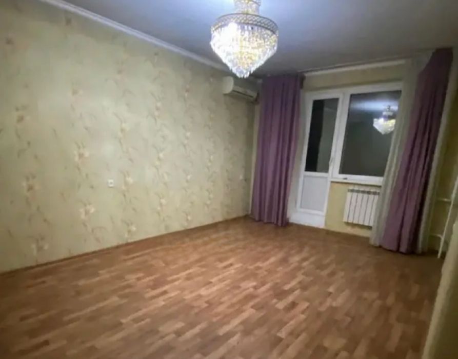 продам 3-х ком. гарышкер 4-этаж