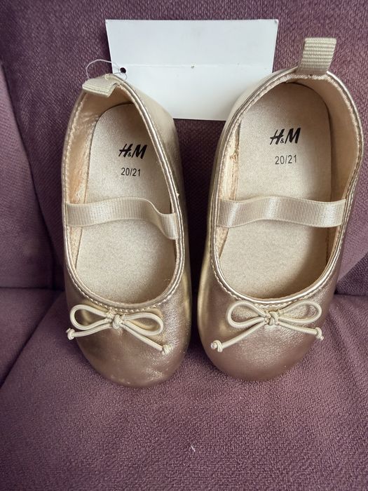 Balerini H&M, noi cu eticheta, marimea 20/21.