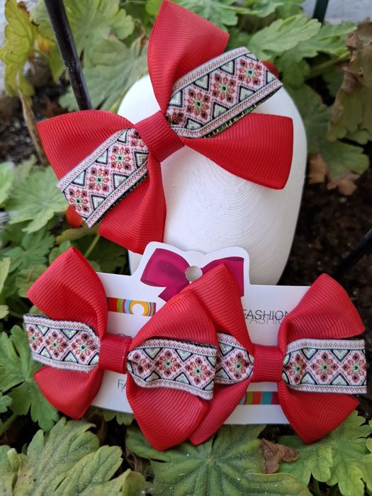 Аксесоари за коса с български шевици