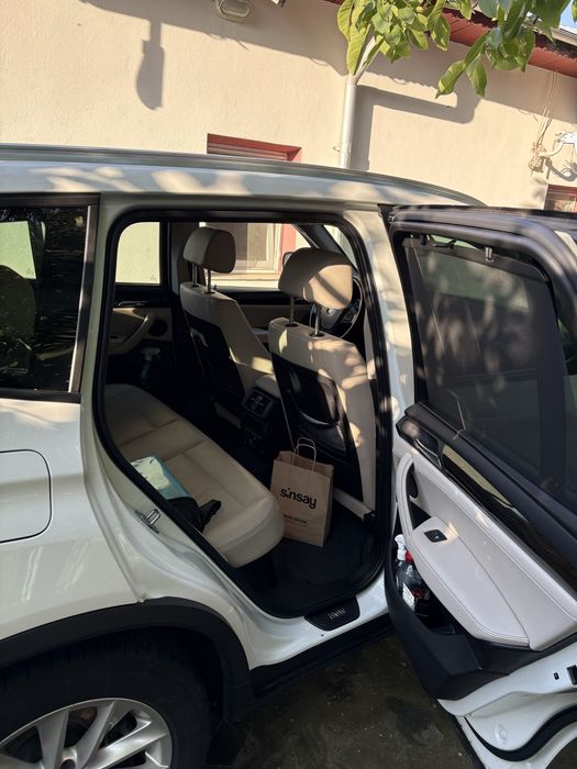 Bmw x3 an 2012 benzina