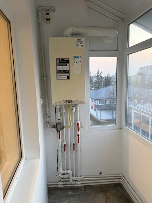 Vand apartament 2 camere