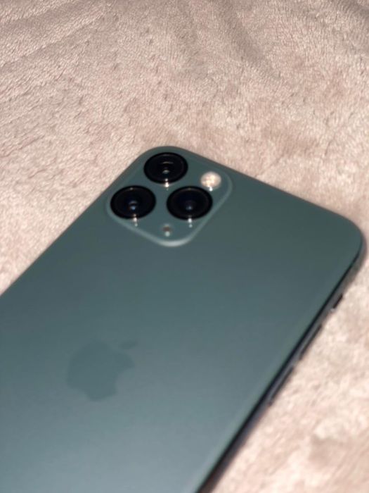 Продам iPhone 11pro