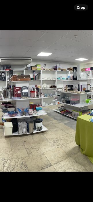 Два бели острова в отлично състояние