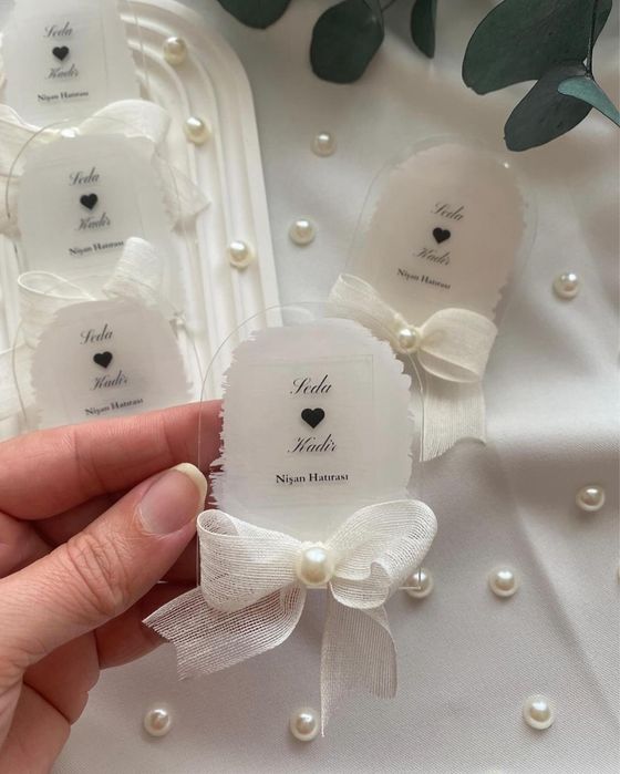 Бомбоньерки, тойбастар