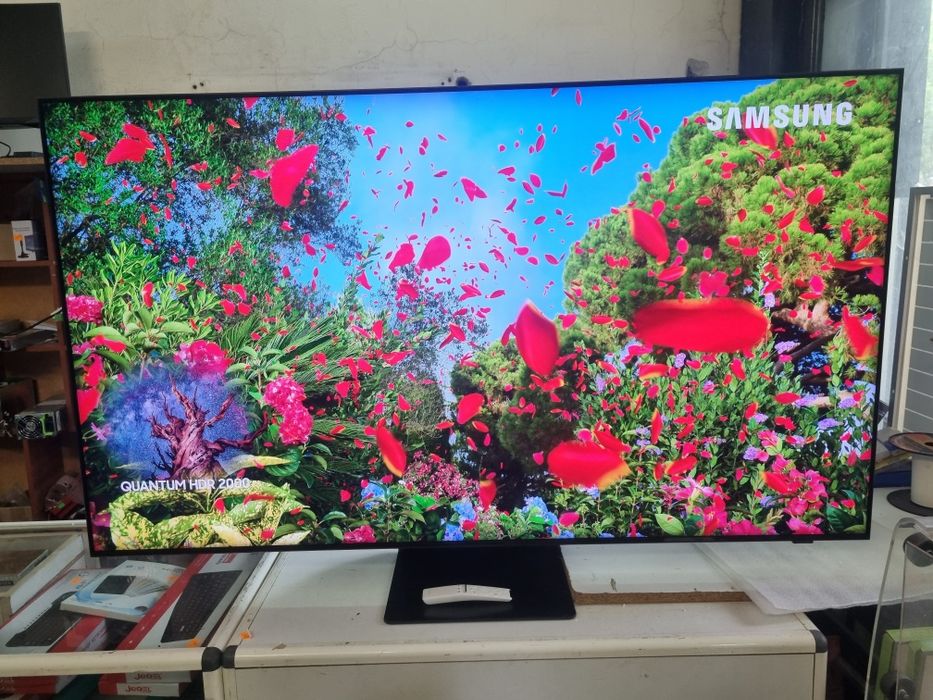 Телевизор SAMSUNG 65 инча , 8К