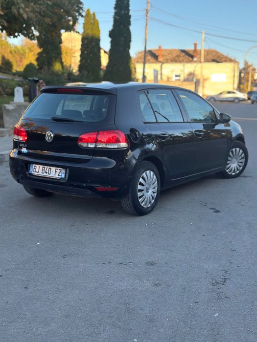 VOLKSWAGEN Golf 2011 — imagine 2