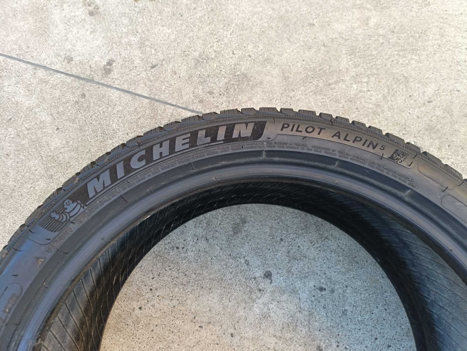 O anvelopa iarna 255 40 20 michelin pilot alpin 5 profil 7 mm 3923