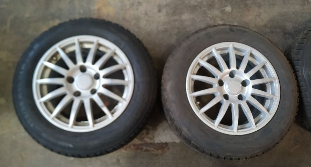 Джанти 15" 5x114,3 със зимни гуми 195,65,15