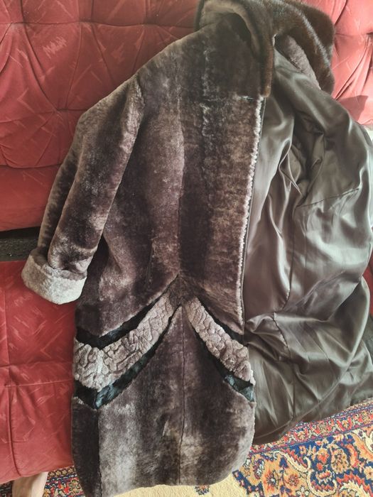 Продам шубу мутон-норка