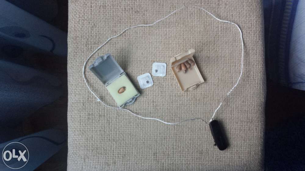 Inchiriez/Vand Casti, casca de copiat japoneza cu colier BT/card