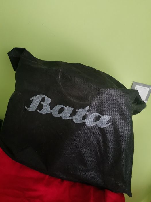 Bata дамска чанта