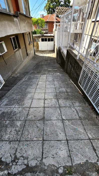 Продава се Къща в Карнобат - 140 кв.м за 656 €/кв.м - Снимка #6