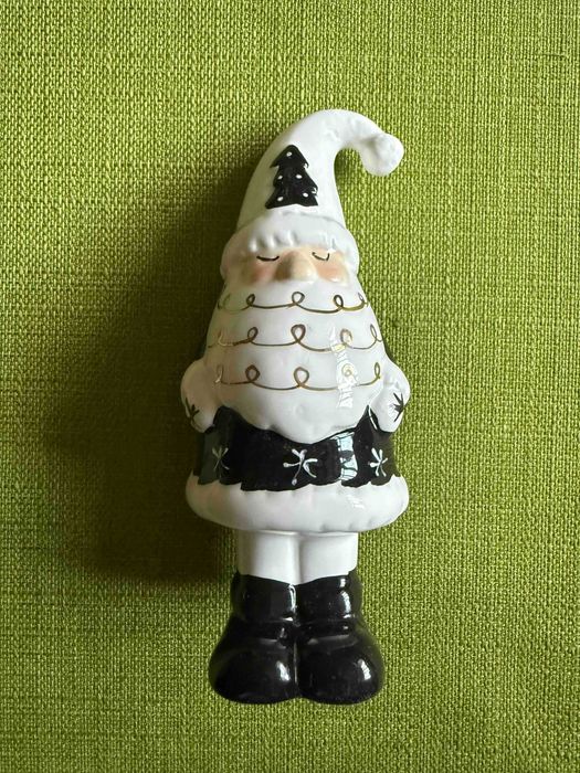 Новогодняя статуэтка Дед Мороз