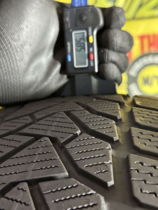 225/65R17 Uniroyal 2022 by continental stare foarte buna
