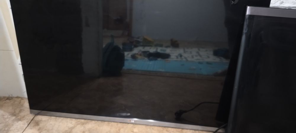 Телевизор б/у на запчасти