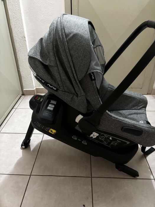 Bugaboo Turtle Air кошче за кола + isofix