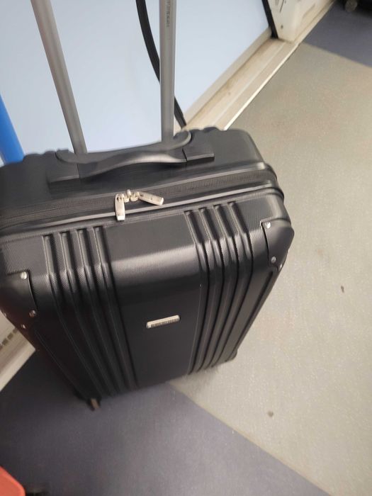 Geamantan de cala "Gino Ferrari" impecabil , cumparat 29 12 24