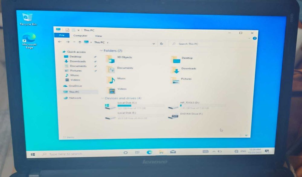 Laptop Lenovo G550, P T4500, 3GB RAM, stare excelentă, încărcător.