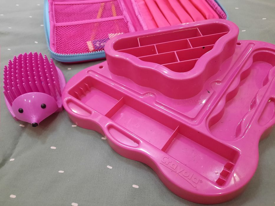 Канцтовары Pink новый пенал