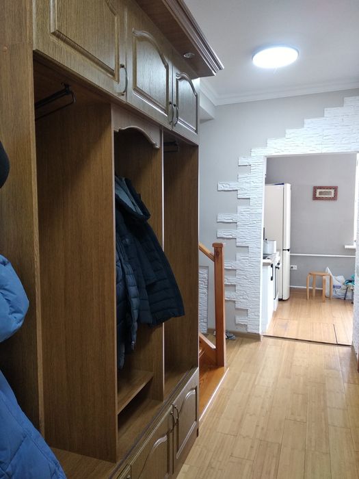 Продам вместительную прихожку
