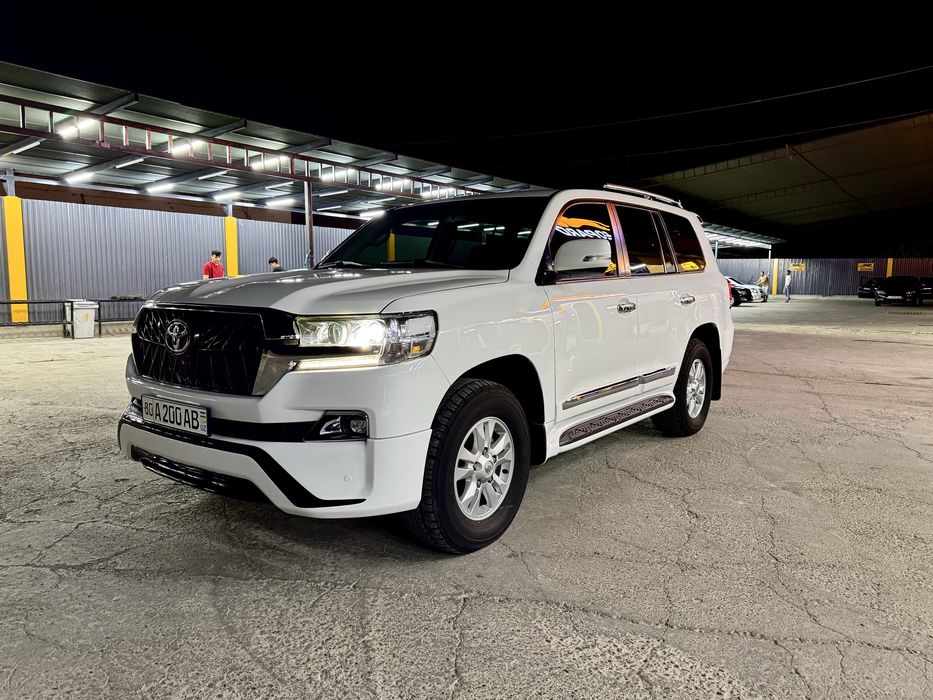 Транспортные услуги по Узбекистану.  Toyota Land Cruiser 200