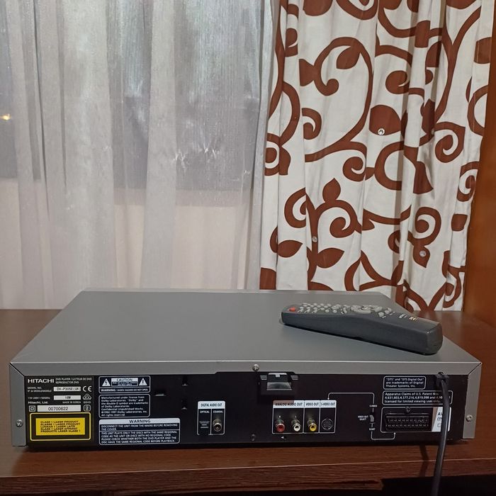 Cd,dvd player hitachi