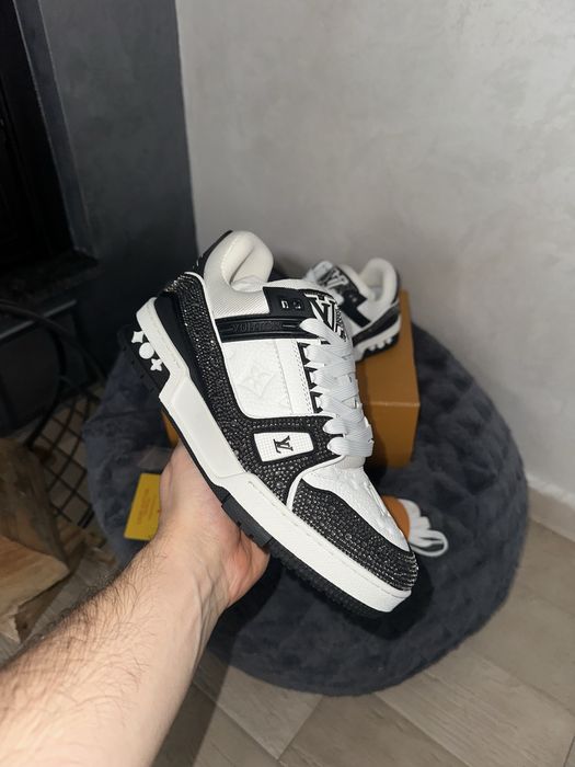 Louis Vuitton LV Trainers White Black Rhinestones