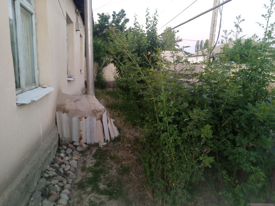 Uy sotiladi, 10 sõtix, 5 honali, $130 ming.