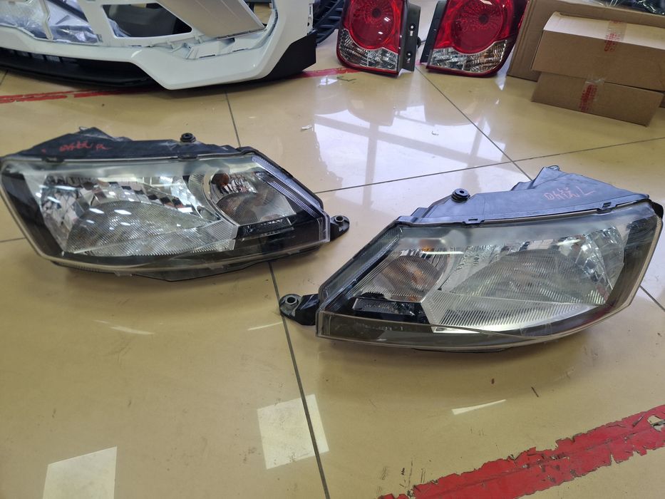 Фары оригинал Шкода рапид