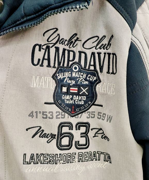Geacă Camp David.