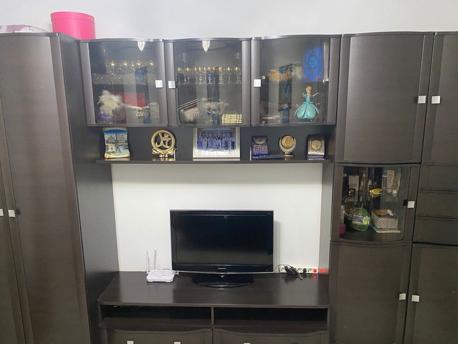 Продам стенку в зал