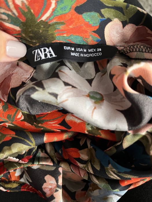 Salopeta Zara cu spatele gol