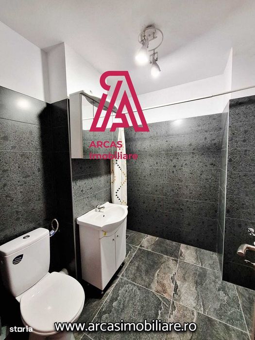 Apartament 2 camere de vanzare-54mp- str. D. Cantemir-Strand!