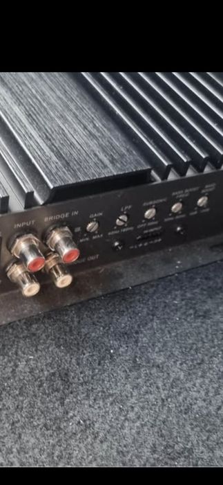 Amplificator Soundmax 2000.1d