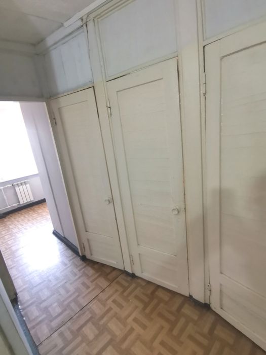 Продаётся 2-х ком кв-ра в 16 мкр дом 35