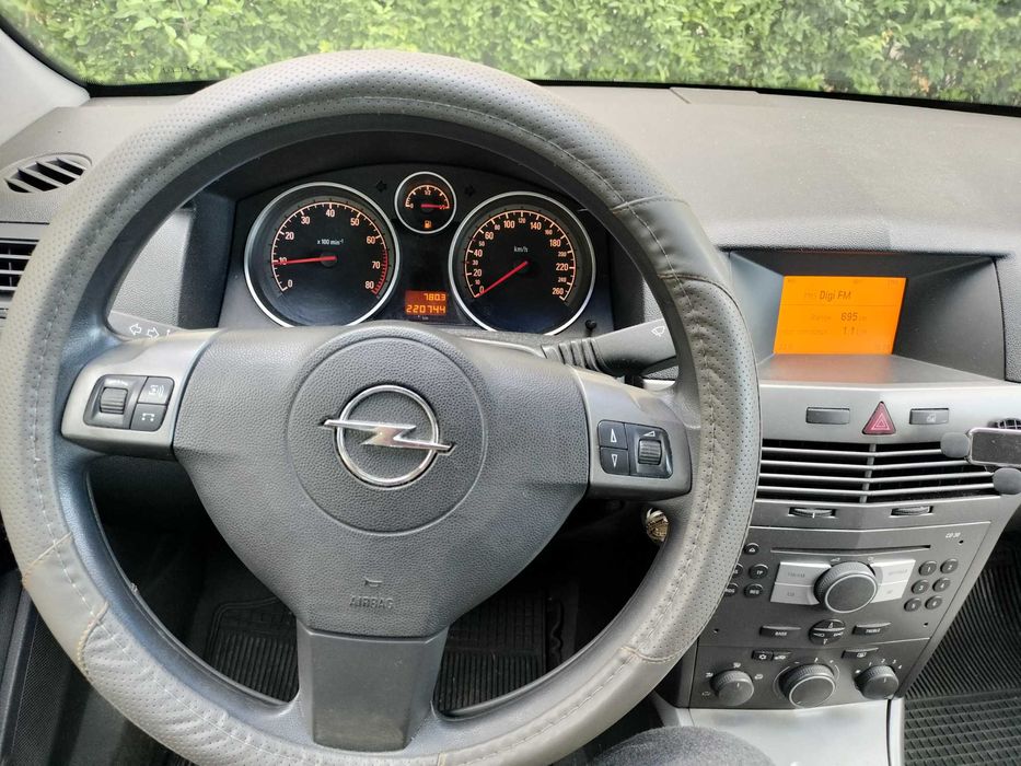 OPEL Astra 2006 — imagine 3