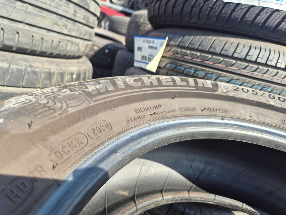 2 Anvelope de VARA - 205/60/16 - Michelin - APP NOI - DOT 2020 !