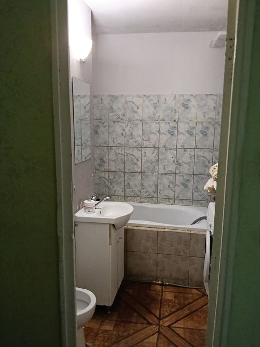 Apartament cu 3 camere