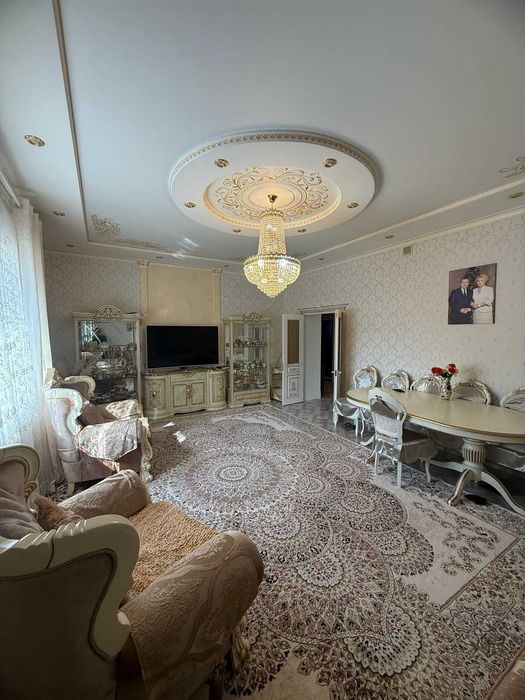 Продаю современный коттедж в черте города!