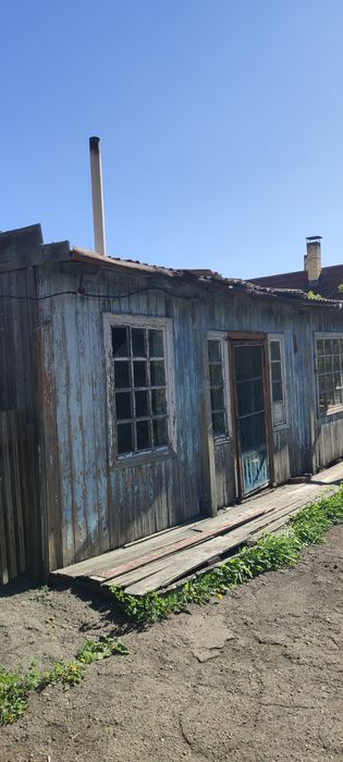 Продам дом на узинке.
